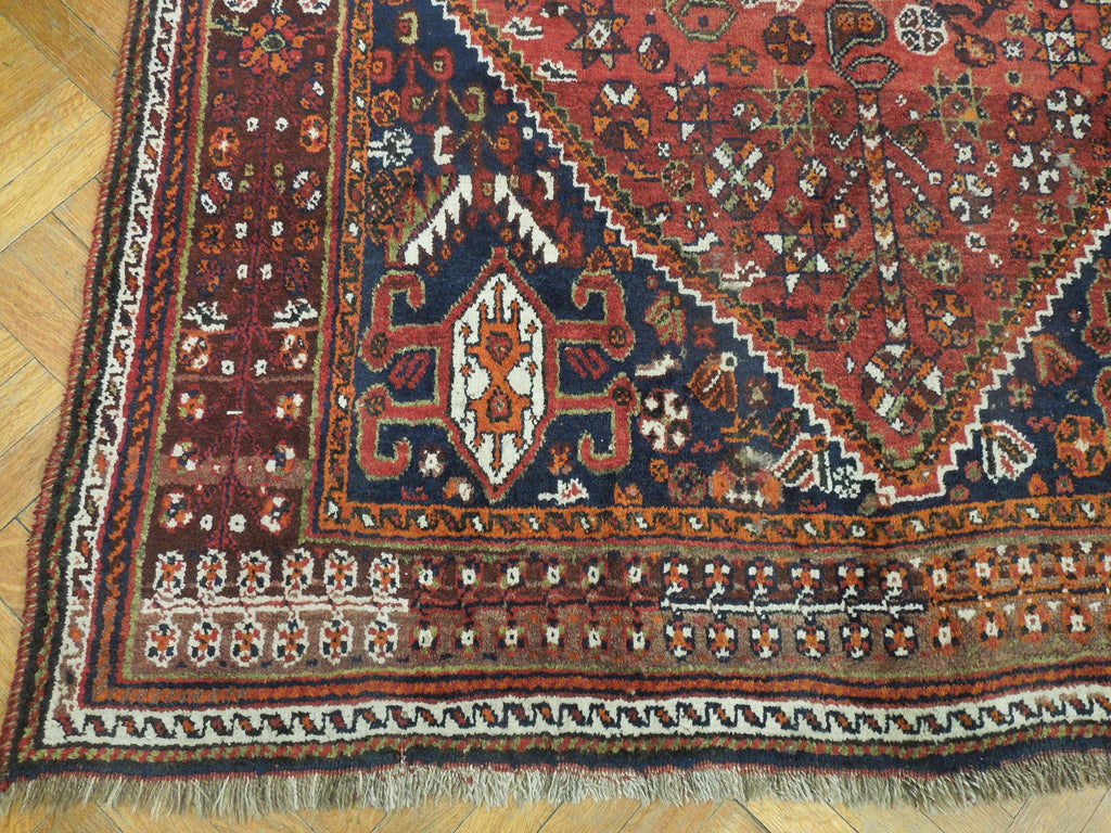 5' x 8' Red Semi-Antique Persian Shiraz Rug 25743B