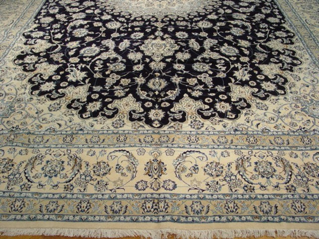 Authentic-Nain-Wool-Rug.jpg 