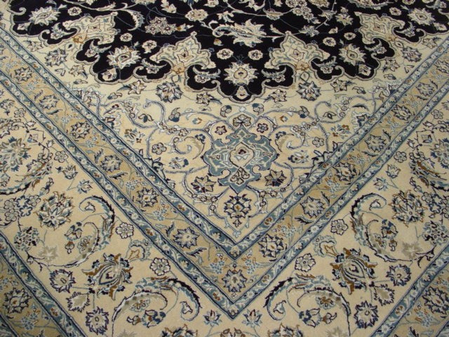 Authentic-Nain-Wool-Rug.jpg 