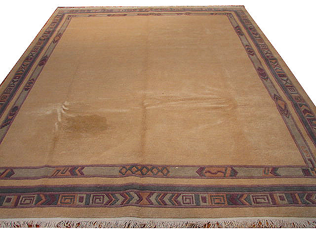 Luxurious-Handmade-Contemporary-Plain-Rug.jpg