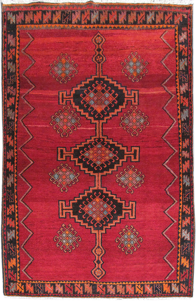 5.3 x 8 Persian Zanjan Rug 82798
