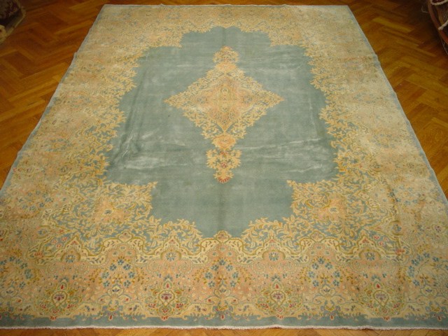 9.3 x 13.6 Laurel Green Persian Kerman Rug 878