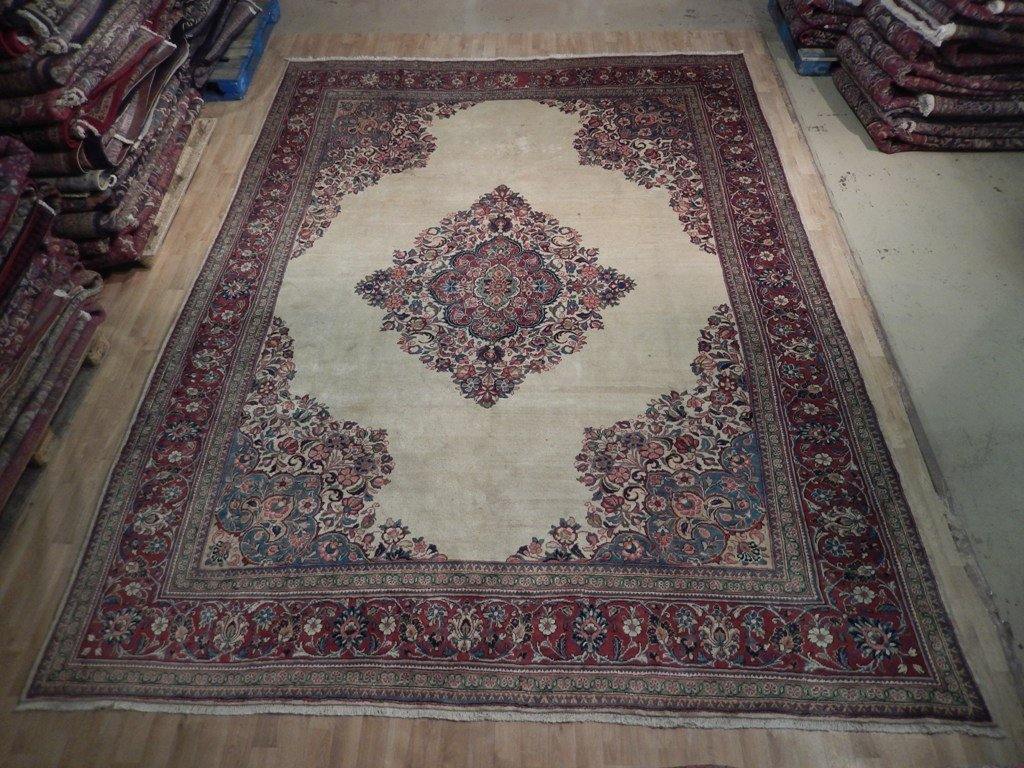 Persian-Sarouk-Kerman-Rug.jpg 