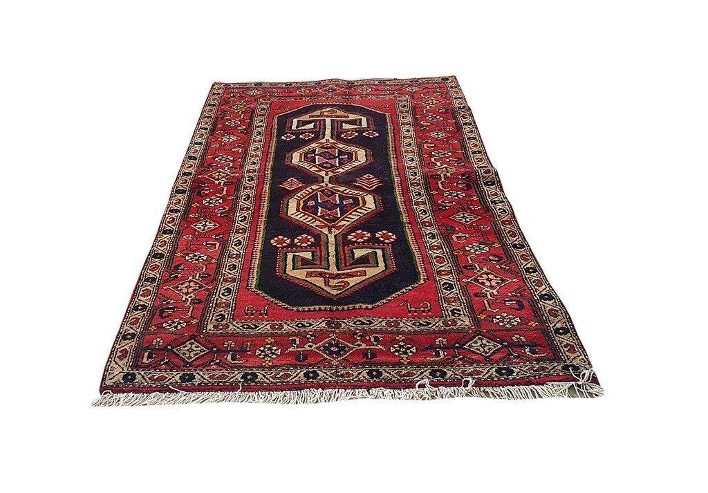 4' x 8' Ivory-Persian-Hamadan-Rug .jpg