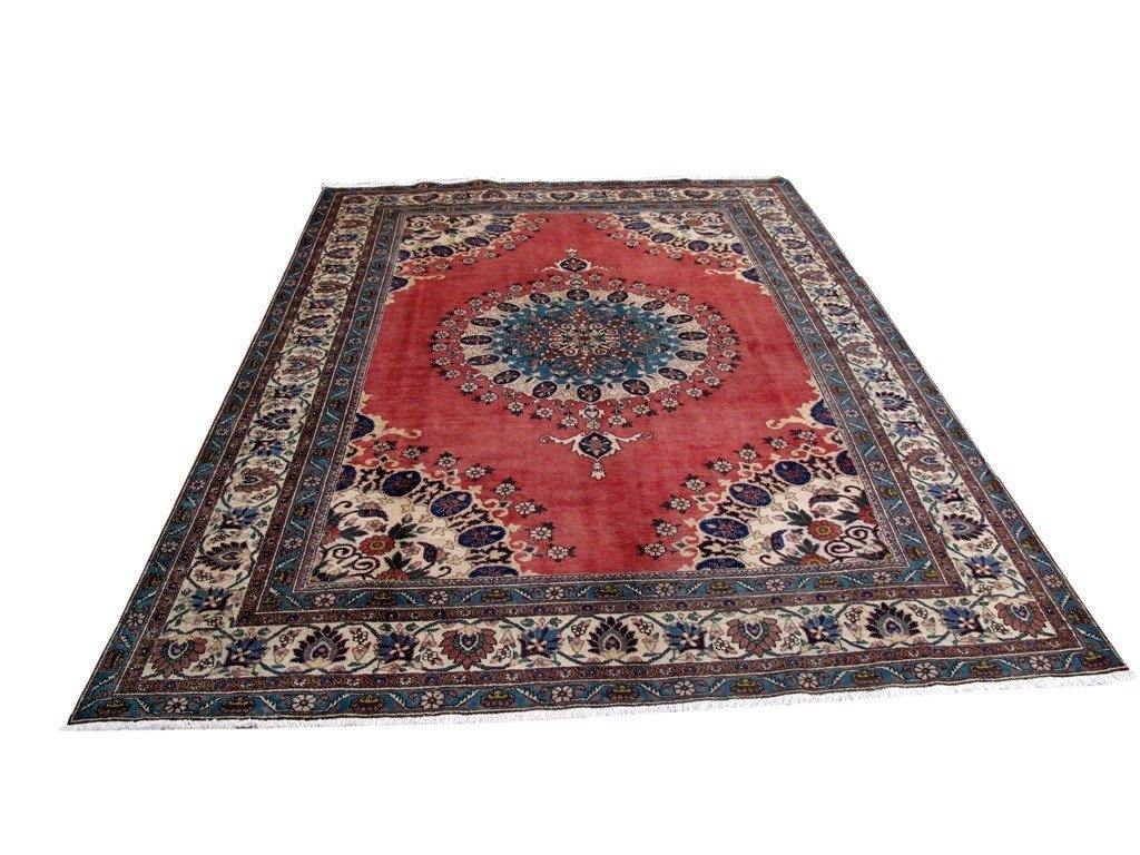 Luxurious-Authentic-Persian-Tabriz-Rug.jpg