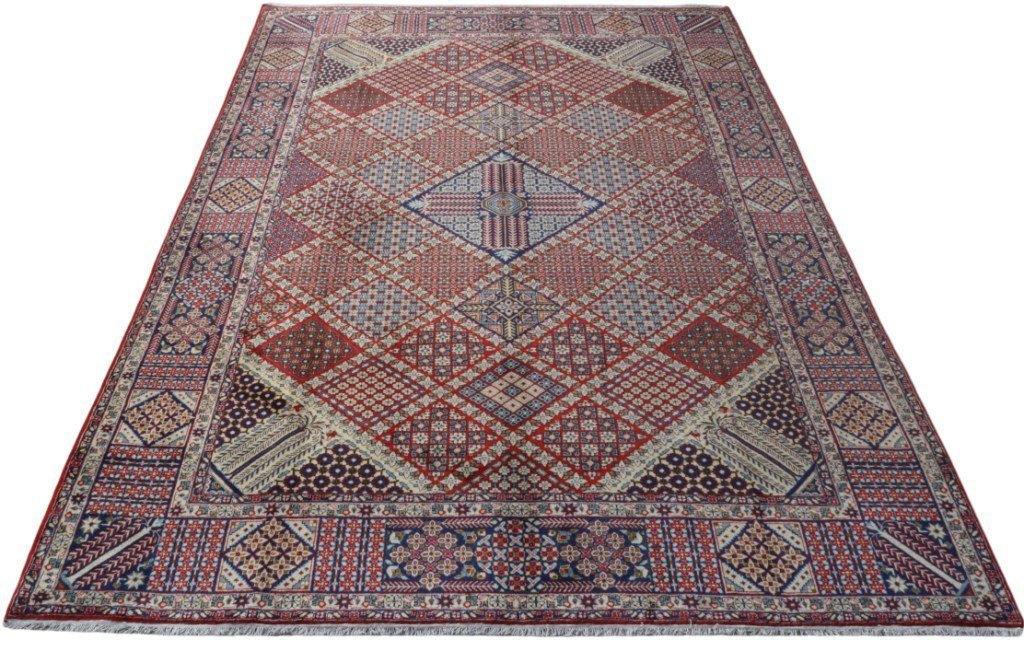 Authentic-Persian-Isfahan-Rug.jpg