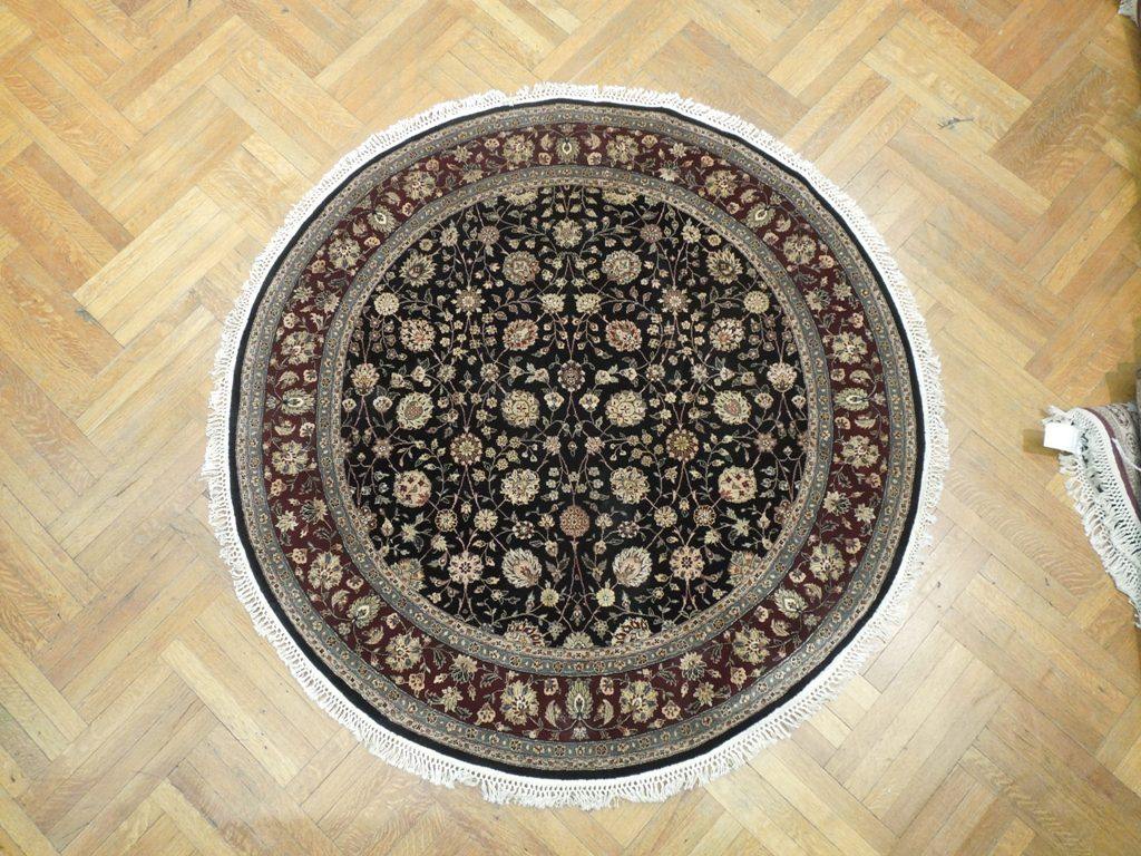 Fine-Quality-Wool-Silk-Round-Rug.jpg 