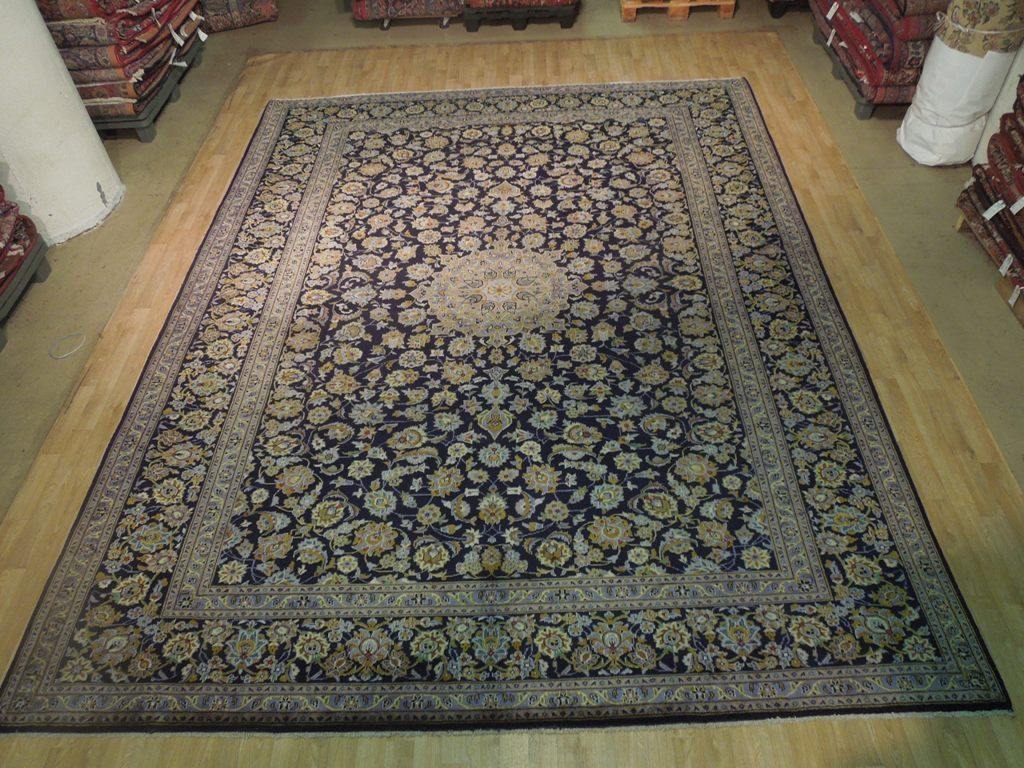 10x13 Authentic Hand Knotted Semi-Antique Persian Isfahan Rug - Iran - bestrugplace