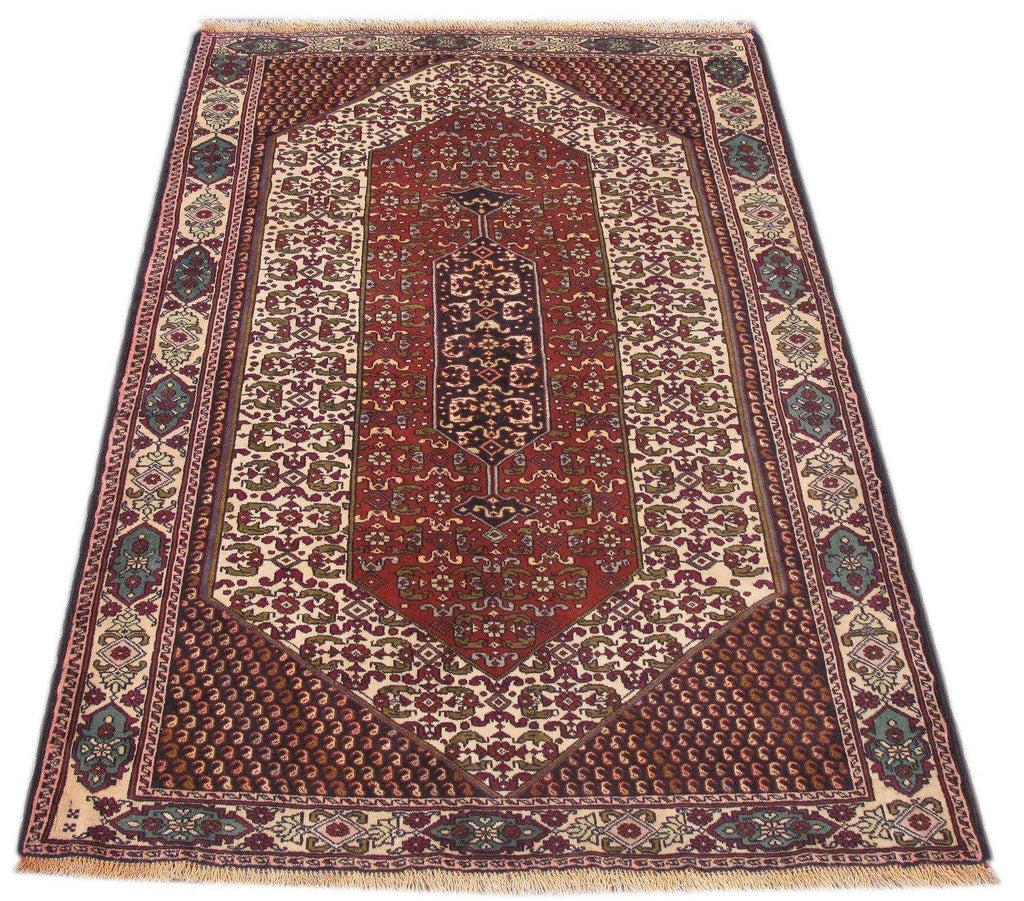 Traditional-Persian-Hamadan-Rug.jpg 