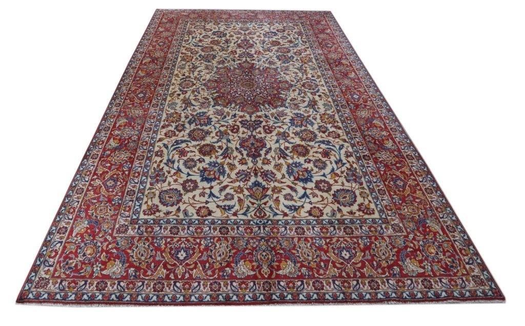 Authentic-Persian-Signed-Isfahan-Rug.jpg 