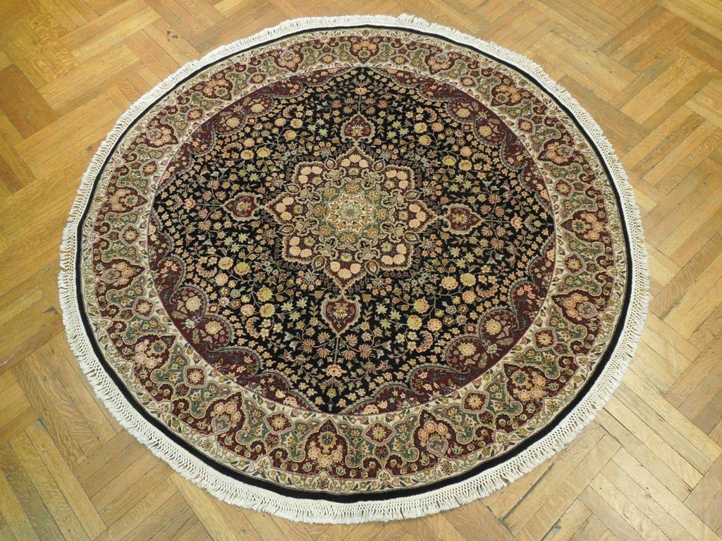 7 x 7 Black Fine Quality Wool&Silk Round Rug 20850