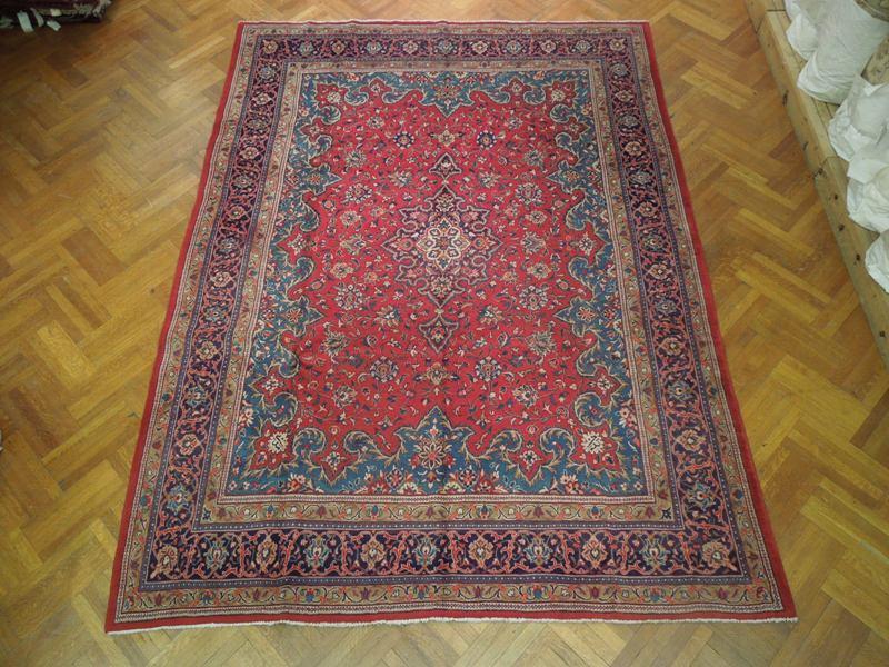 Antique-Persian-Heriz-Rug.jpg 