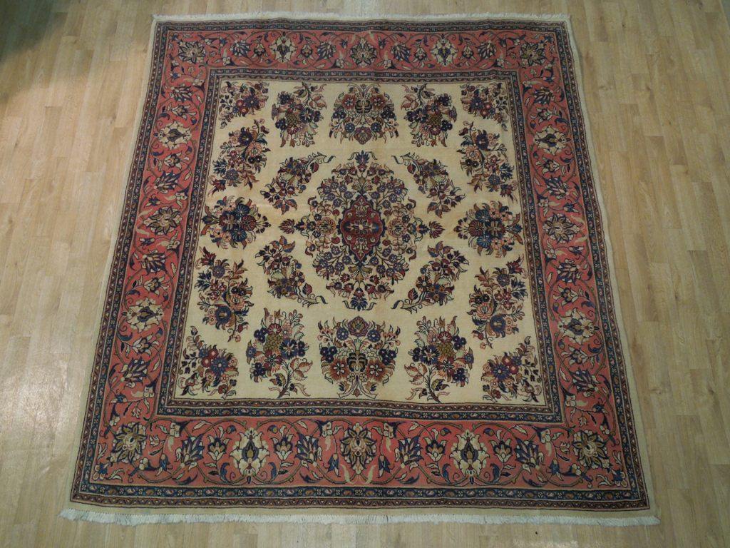 Luxurious-Authentic-Persian-Sarouk-Rug.jpg
