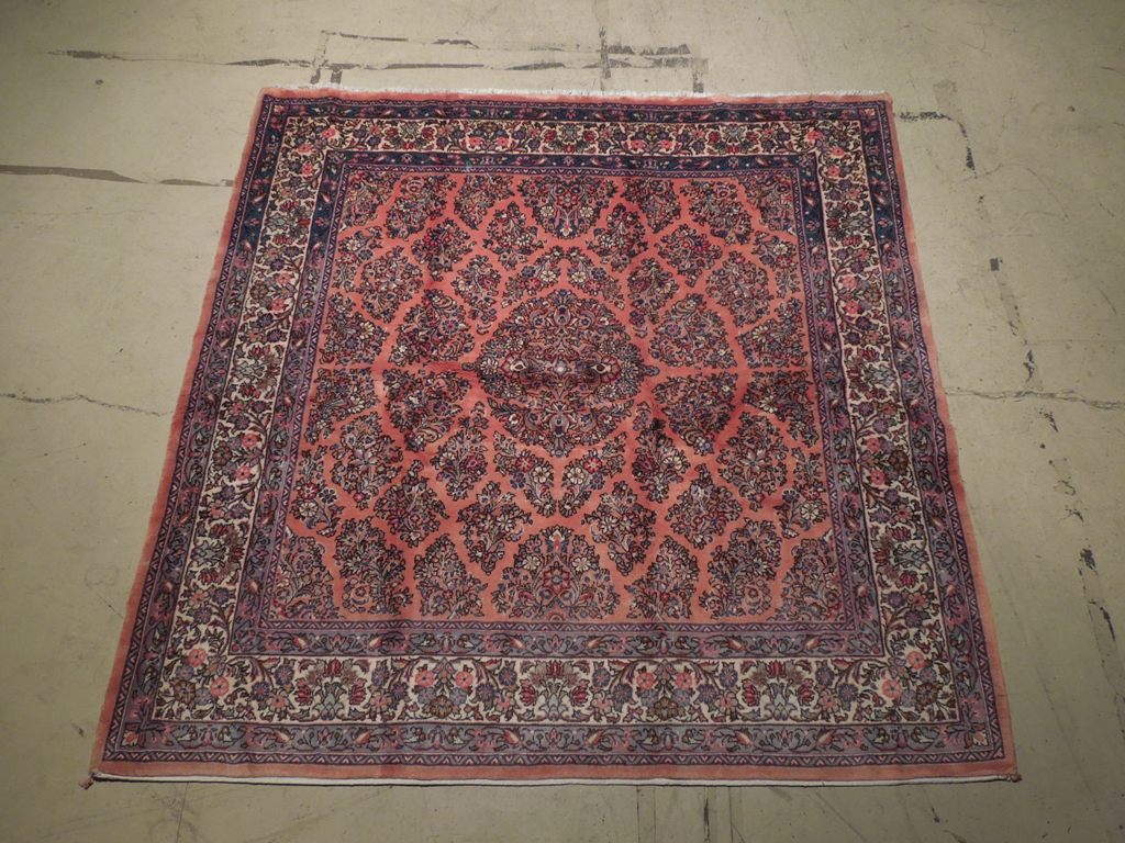 Luxurious-Authentic-Persian-Sarouk-Rug.jpg