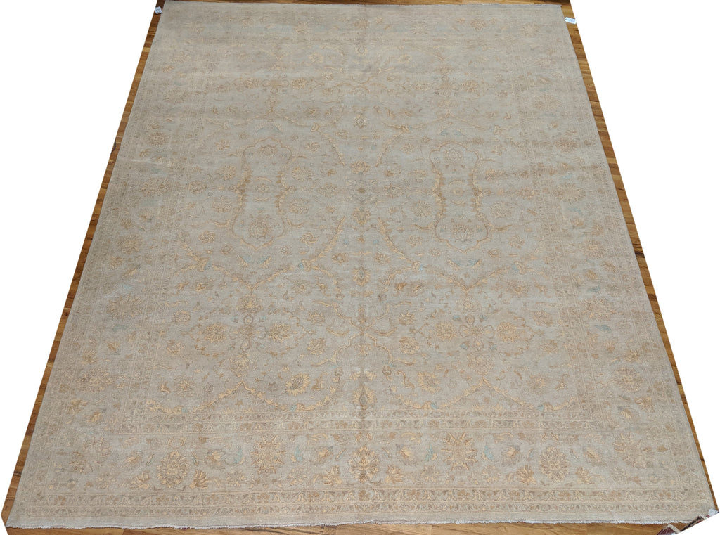 Luxurious-Chobi-Peshawar-Rug.jpg 