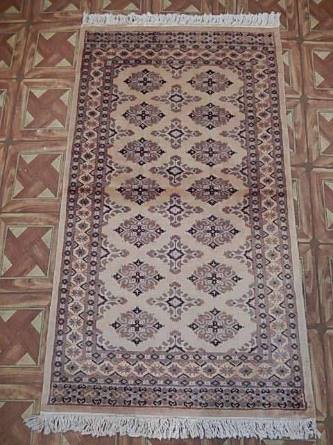Luxurious-Hand-knotted-Bokhara-Rug.jpg 