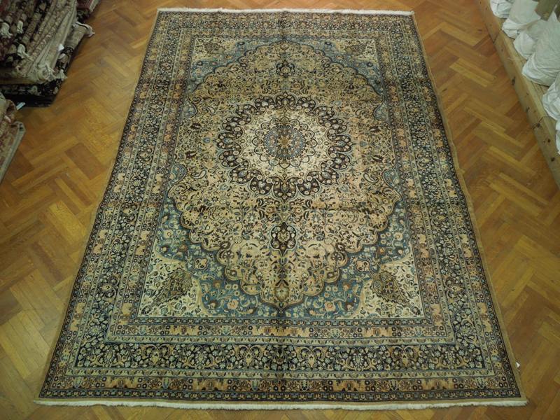 Antique-Signed-Persian-Mahal-Rug.jpg 