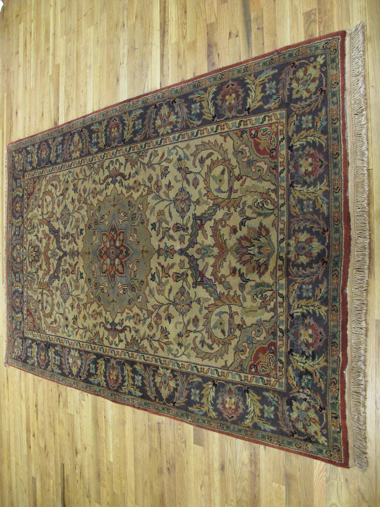 5x8 Pre-Owned Traditional Agra Rug - India - bestrugplace