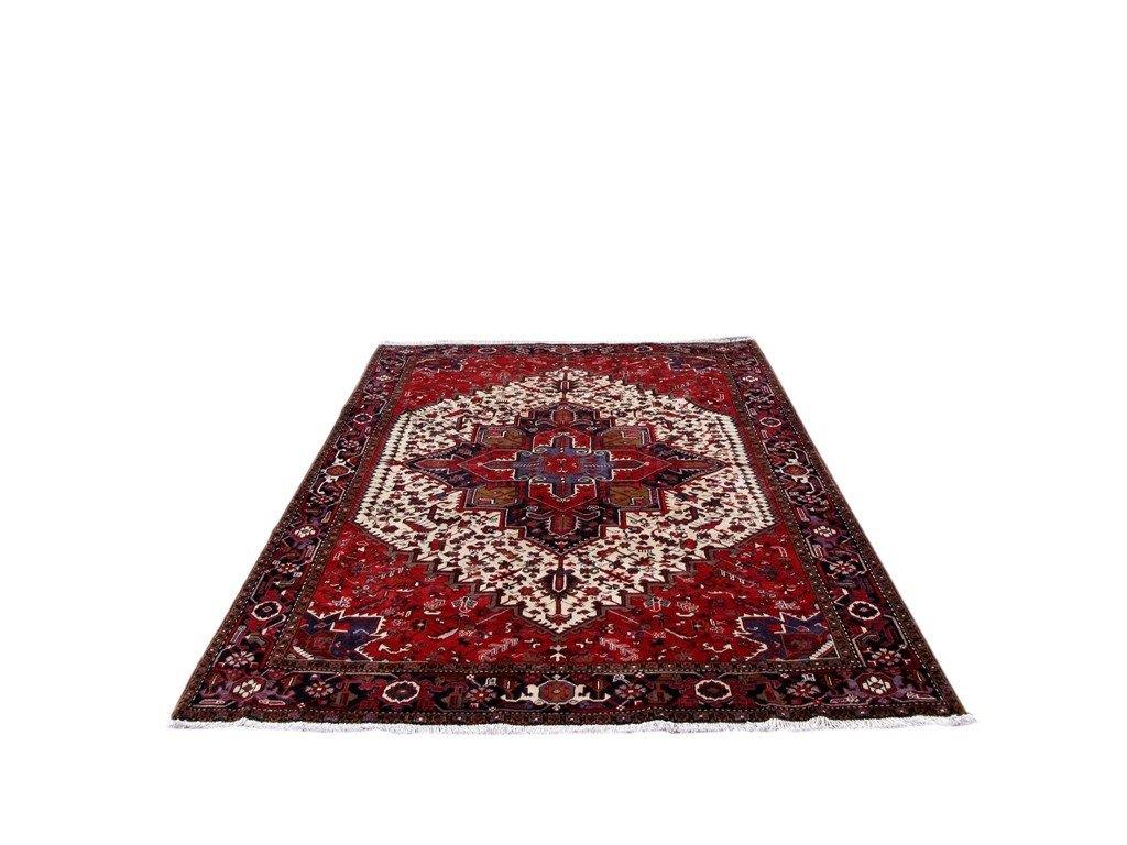 Authentic-Persian-Heriz-Rug.jpg