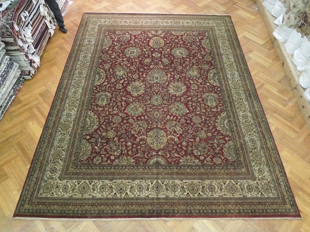 Luxurious-Handmade-Heriz-Rug.jpg