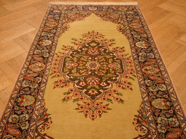 3' x 6' Ivory Turkish Rug 4448