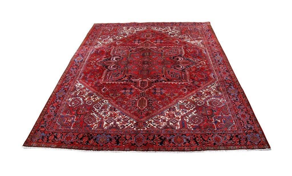 Luxurious-Authentic-Persian-Heriz-Rug.jpg
