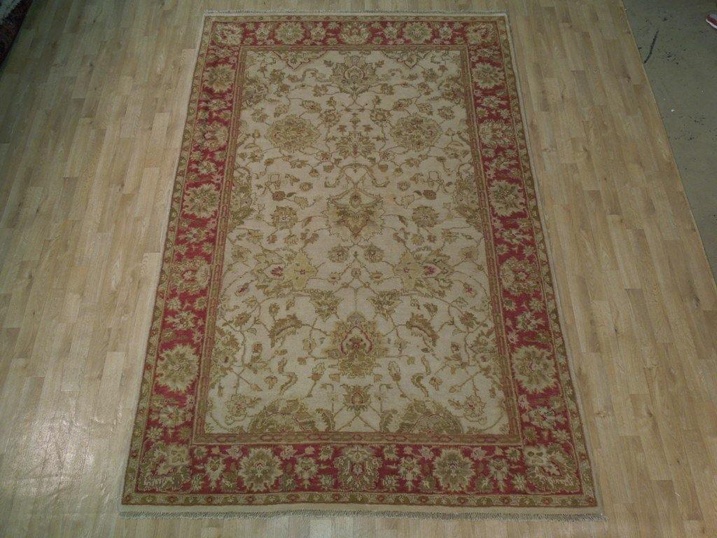 6 ' x 9 ' Beige & Red Flowers Agra Rug - bestrugplace