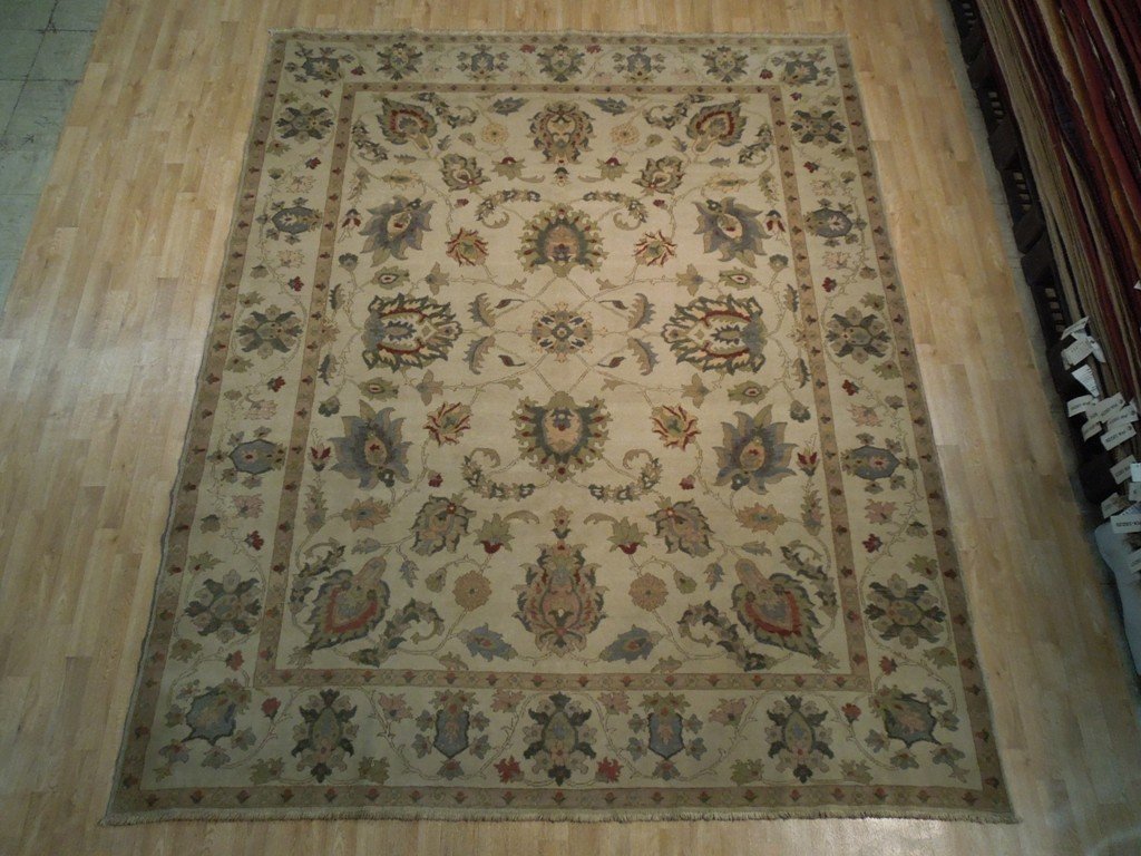 8.4 x 10.3 Vegetable Dyed Handmade Wool Rug #18459