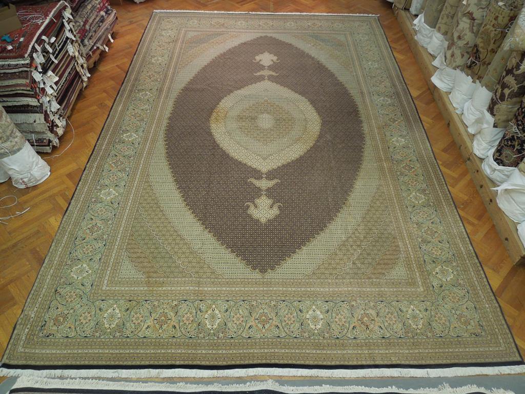 Super-Fine-Wool-Persian-Tabriz-Rug.jpg 