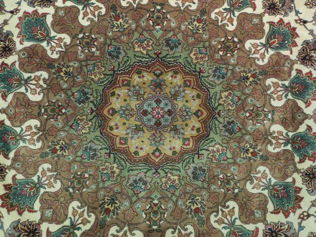  Authentic-Fine-Persian-Tabriz-Rug.jpg 