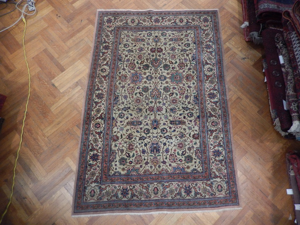Luxurious-Authentic-Persian-Kashan-Rug.jpg