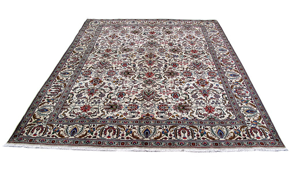 Persian-Ivory-Tabriz-Rug.jpg 