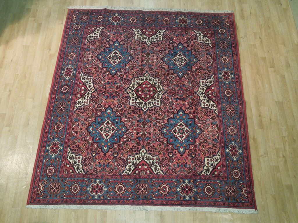 6.8 x 7.3 SQUARE Persian NAHAVAND Rug 72396