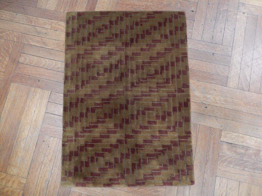 Luxurious-Contemporary-Modern-Rug.jpg 
