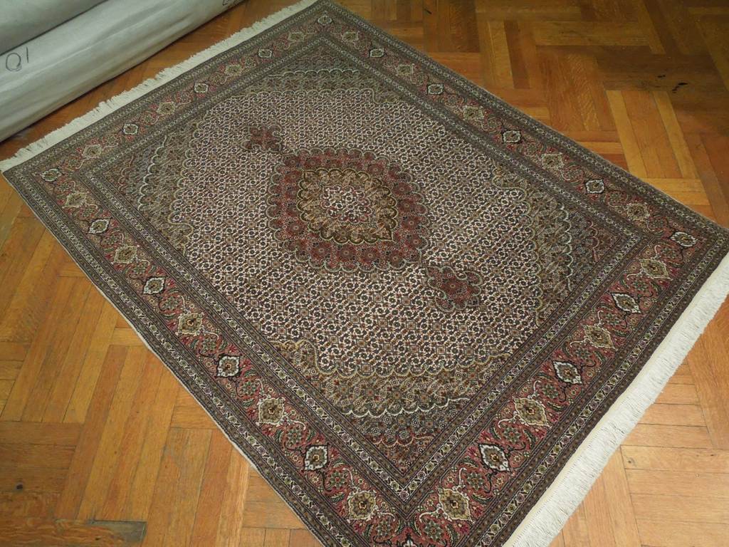 6' x 6' Brown Persian Tabriz Wool & Silk Rug 19993