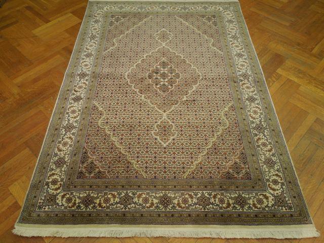 Luxurious-Authentic-Tabriz-Mahi-Wool-Rug.jpg