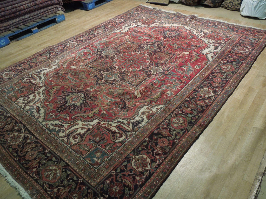 Luxurious-Authentic-Persian-Heriz-Rug.jpg