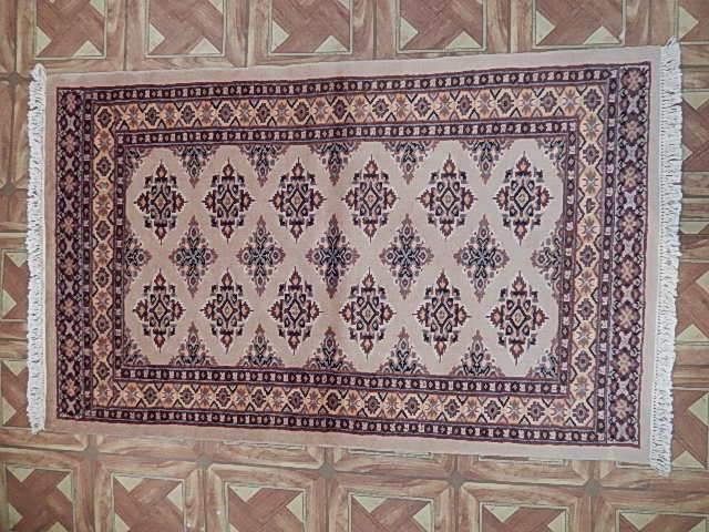 Luxurious-Hand-knotted-Bokhara-Rug.jpg 