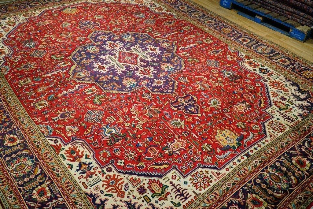Fine-Quality-Persian-Tabriz-Heriz-Rug.jpg