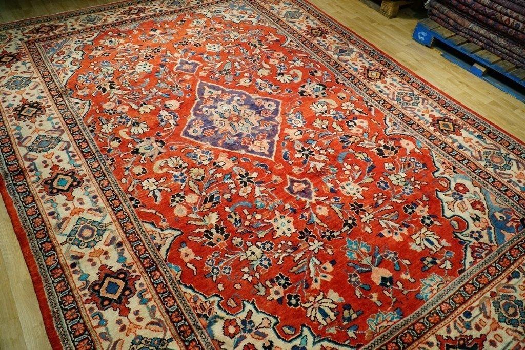 Semi-Antique-Persian-Sarouk-Rug.jpg