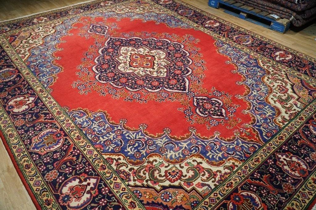 Semi-Antique-Persian-Sarouk-Rug.jpg 