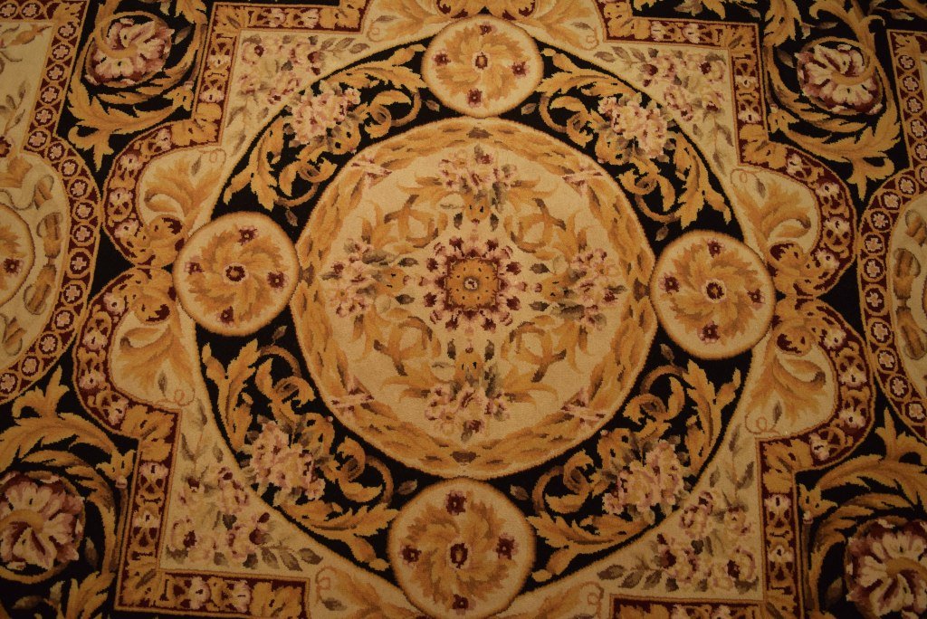Luxurious-Authentic-Square-Savanerrie-Rug.jpg