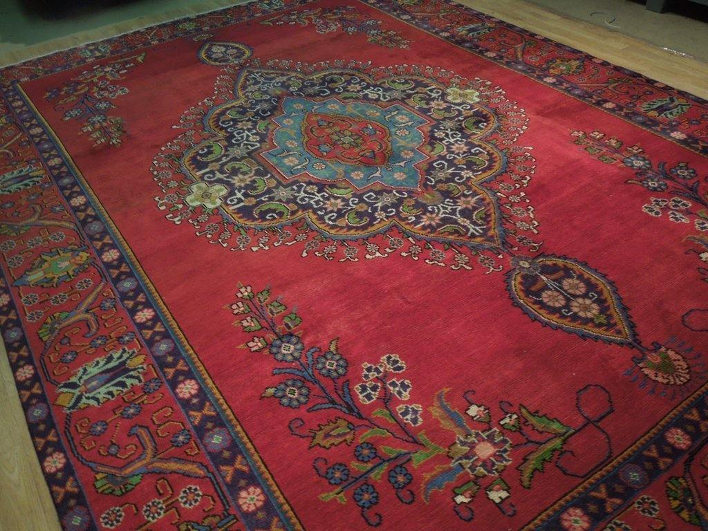 9x13 Authentic Hand Knotted Antique Worn Persian Sarouk Rug - Iran - bestrugplace