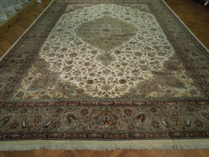Fine-Quality-Persian-Tabriz-Rug.jpg