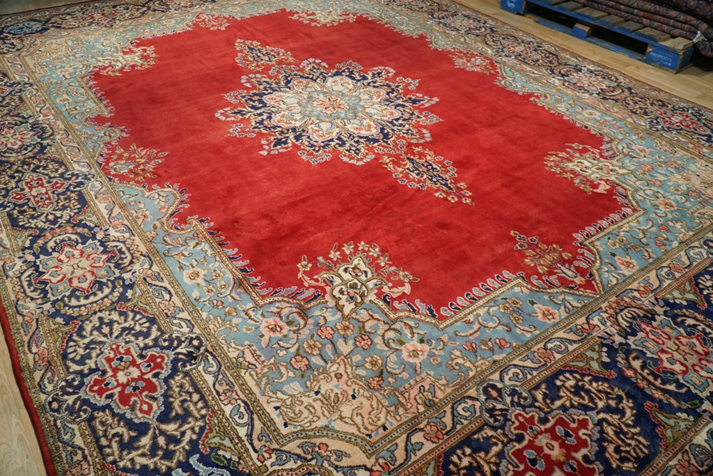 Persian-Sarouk-Rug.jpg 