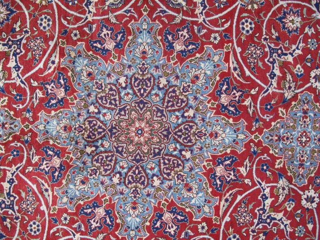 Luxurious-Persian-Isfahan-Rug.jpg 