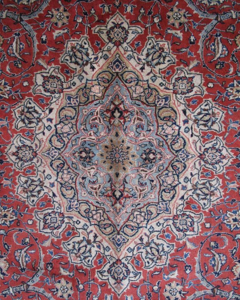 Luxurious-Authentic-Persian-Sarouk-Rug.jpg