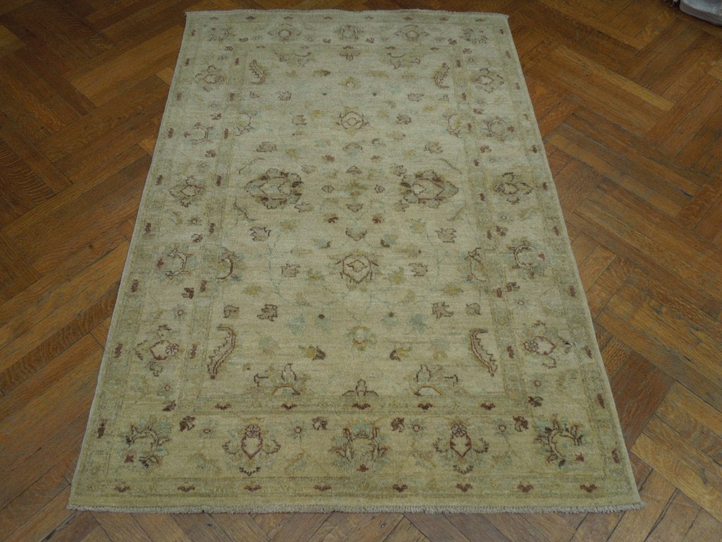 4 x 5.9 Ivory Chobi Peshawar Rug 20269