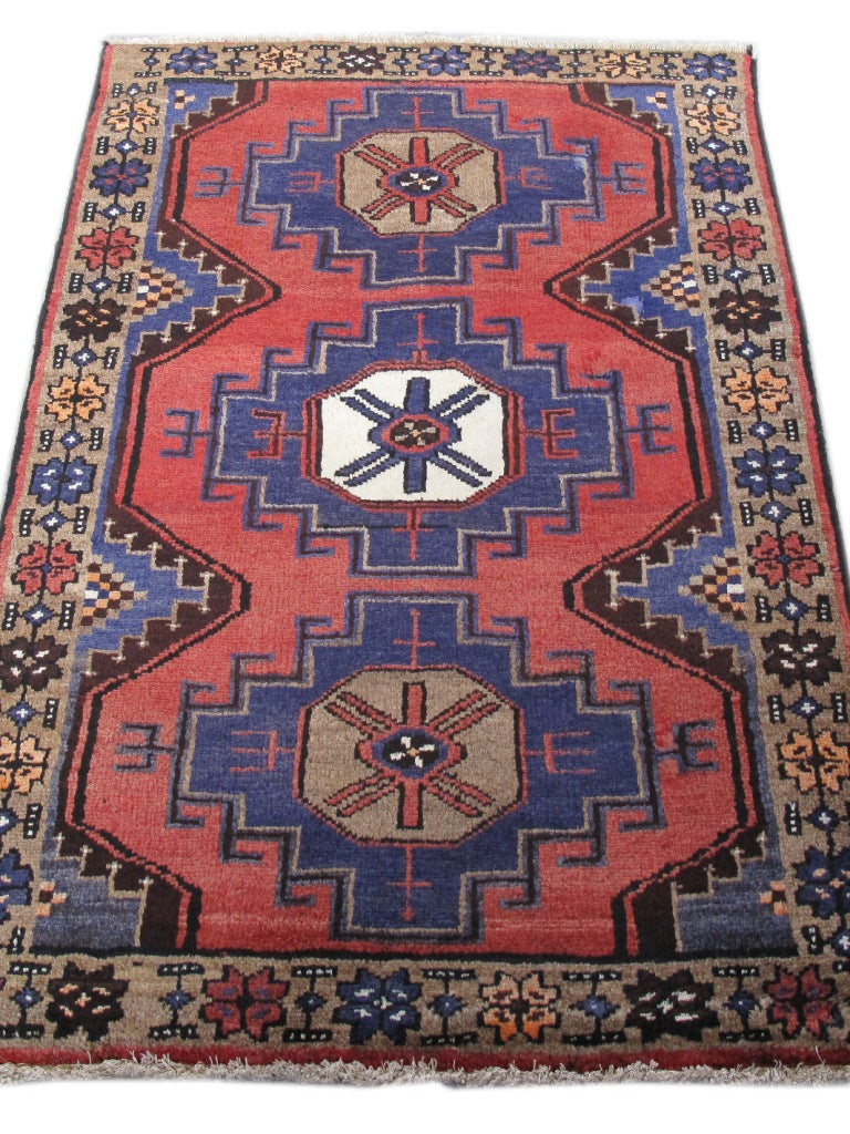 Luxurious-Persian-Zanjan-Rug.jpg