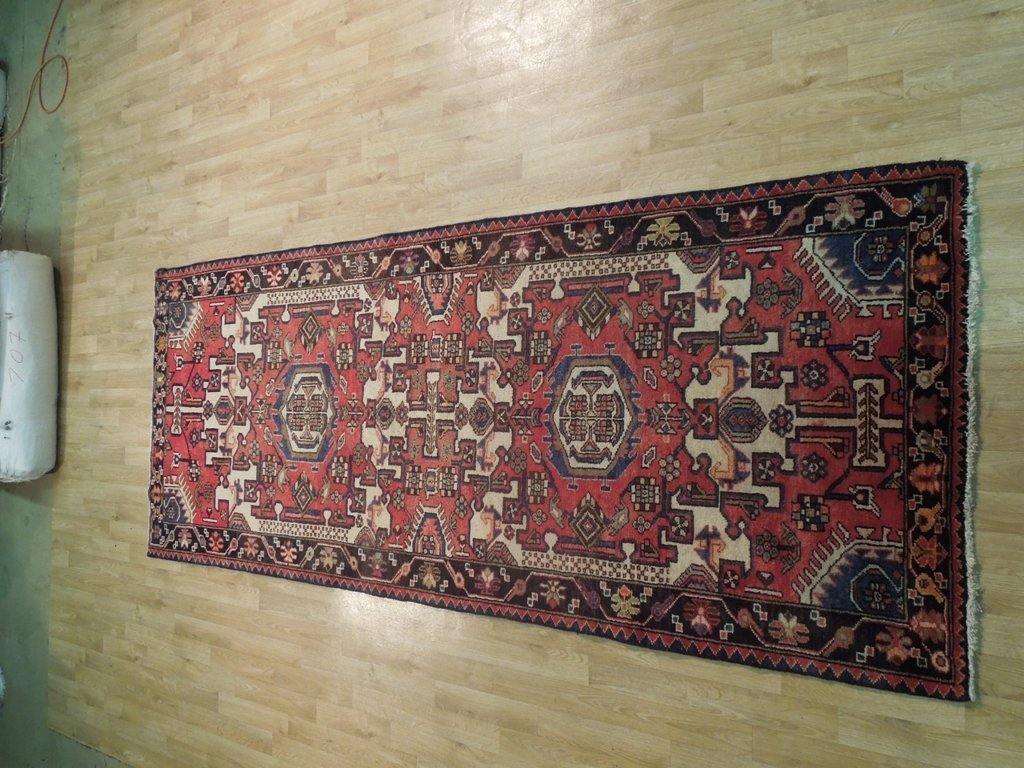Authentic-Handmade-Persian-Sarouk-Rug.jpg 